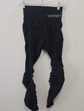 SKINNIFY Black‎ Ruched High-Waist Leggings M